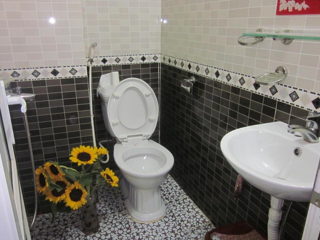 Thien Phu Hostel Phong Nha Bagian luar foto